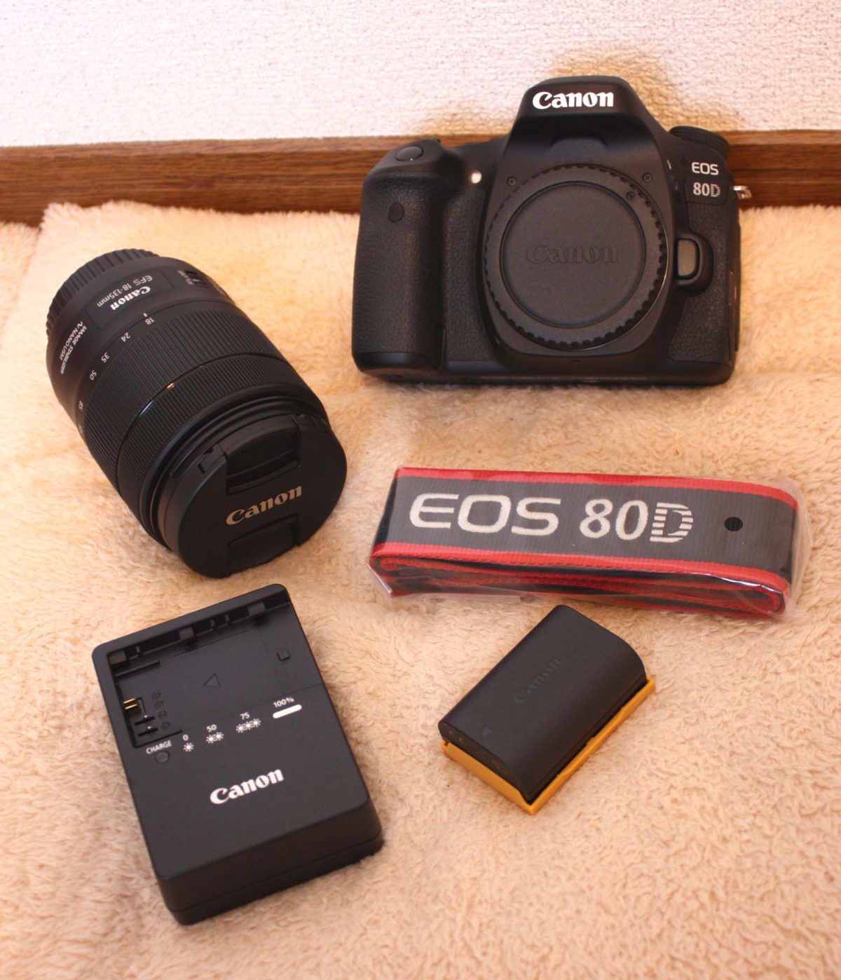 Canonの中級デジタル一眼レフ EOS 80D EF-S18-135 IS USM 購入！ – コジンメモ